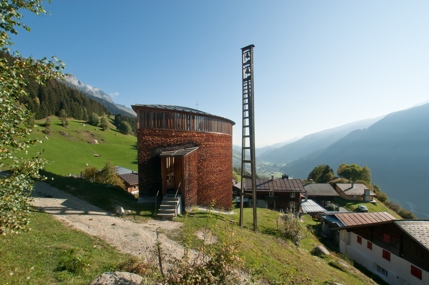 Peter Zumthor; arhitekta; švajcarska; arhitektura; alpi
